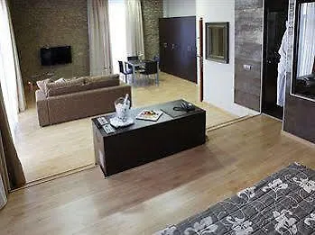 Hostal Antic Balneari De Rocallaura 4*,