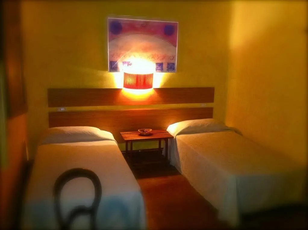 **** Guest house Hostal Antic Balneari De Rocallaura Spain